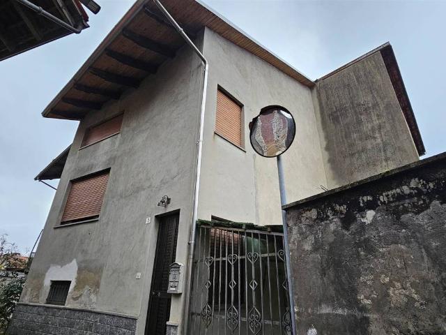 Villa Indipendente in vendita a Piemonte, Biella