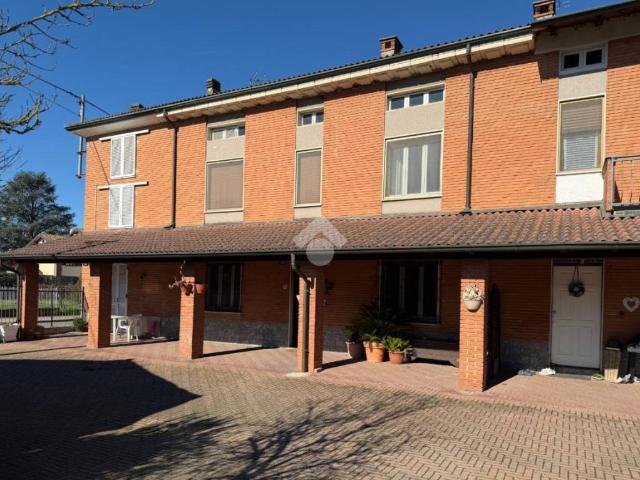 Villa Indipendente in vendita a Mezzanino, Lombardia