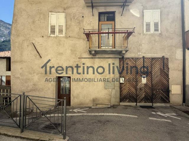 Villa Indipendente in vendita a Mezzolombardo, Provincia di Trento