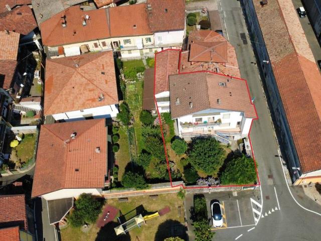 Villa Indipendente in vendita a Miagliano, Biella