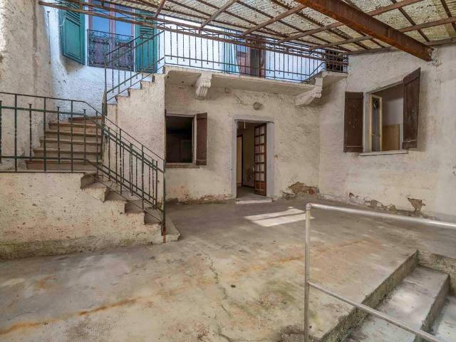 Villa Indipendente in vendita a Piemonte, Novara