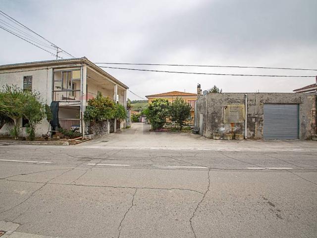 Villa Indipendente in vendita a Miglianico Di Chieti, Abruzzo