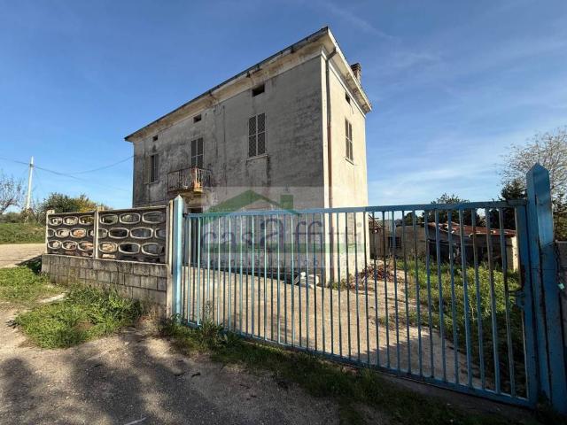 Villa Indipendente in vendita a Miglianico Di Chieti, Abruzzo