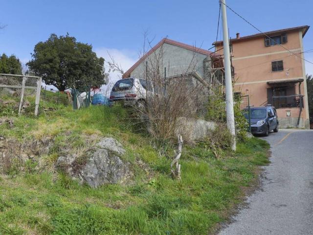 Villa Indipendente in vendita a Mignanego, Liguria