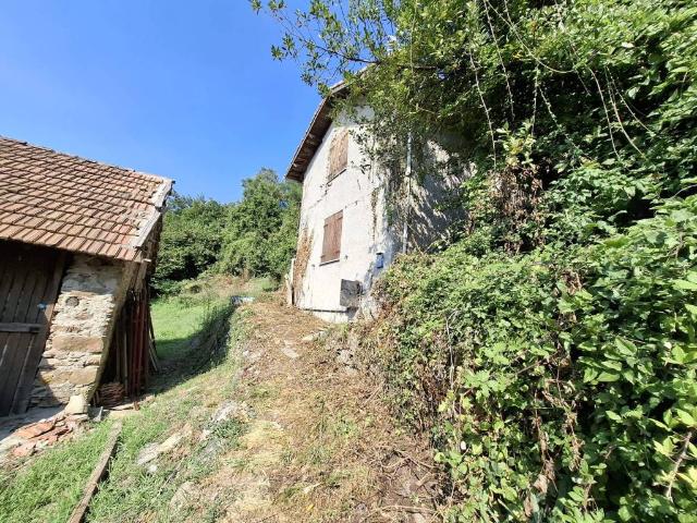 Villa Indipendente in vendita a Mignanego, Fumeri