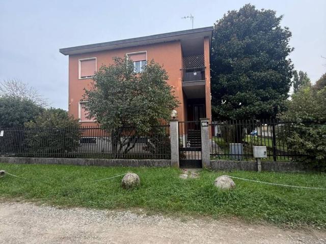 Villa Indipendente in vendita a Municipio 7, Milano