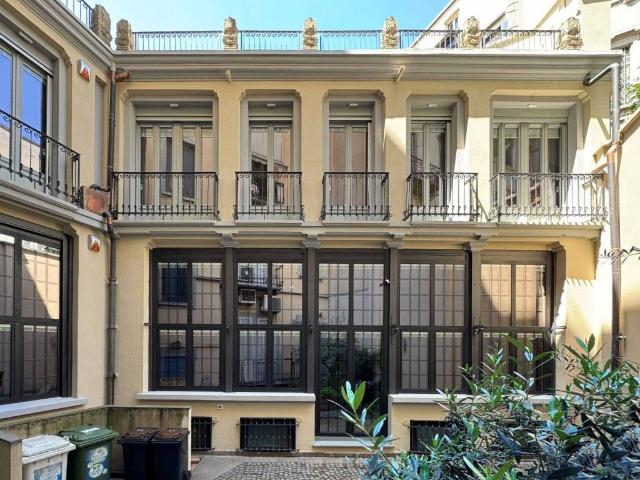 Villa Indipendente in vendita a Municipio 1, Milano