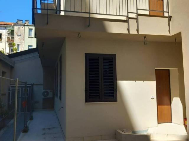 Villa Indipendente in vendita a Municipio 2, Milano