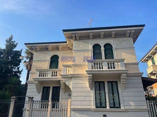 Appartamento in vendita a Municipio 2, Milano