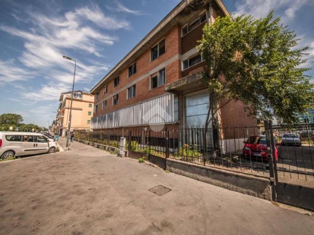Villa Indipendente in vendita a Municipio 4, Milano