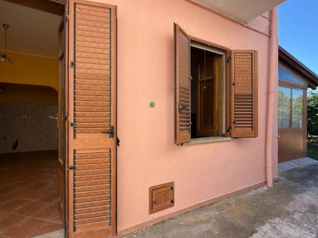 Villa Indipendente in vendita a Badessa, Milazzo