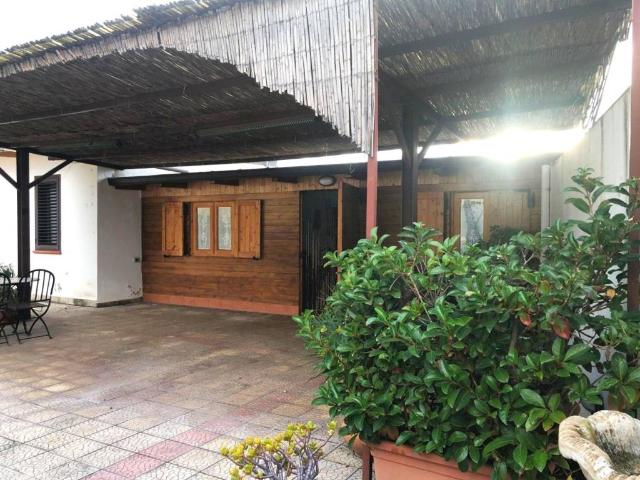 Villa Indipendente in vendita a Parco, Milazzo