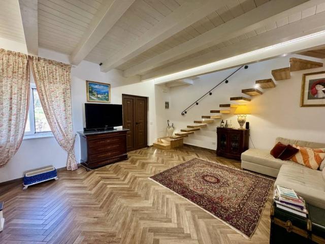 Villa Indipendente in vendita a Milazzo, Sicilia