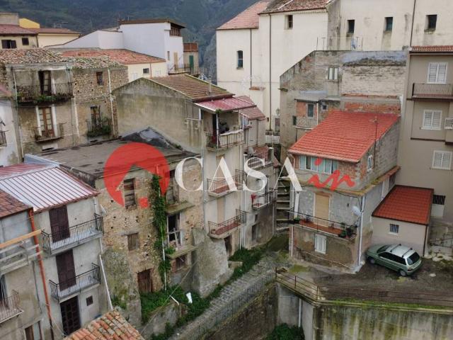 Palazzo in vendita a Militello Rosmarino, Sicilia