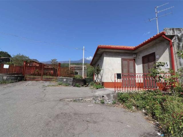 Villa Indipendente in vendita a Milo, Sicilia