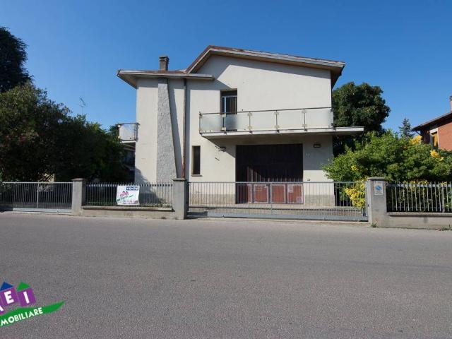 Villa Indipendente in vendita a Unione Terre di Pianura, Minerbio