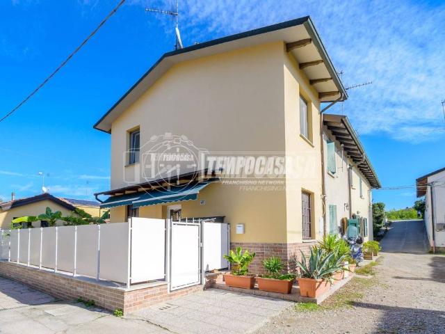 Villa Indipendente in vendita a Unione Terre di Pianura, Minerbio
