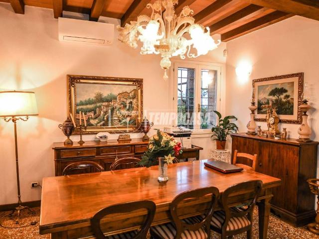 Villa Indipendente in vendita a Unione Terre di Pianura, Minerbio