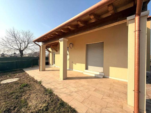 Villa Indipendente in vendita a Porto Menai, Mira Taglio