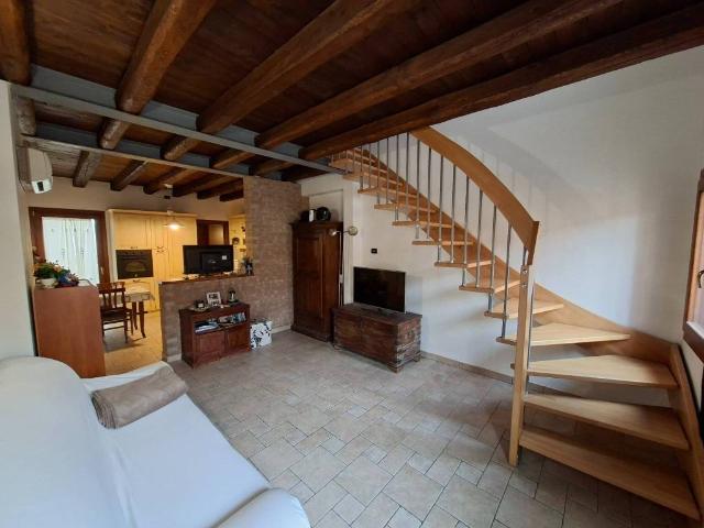 Villa Indipendente in vendita a Mira Taglio, Veneto