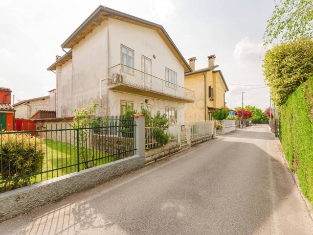Villa Indipendente in vendita a Mira Taglio, Veneto