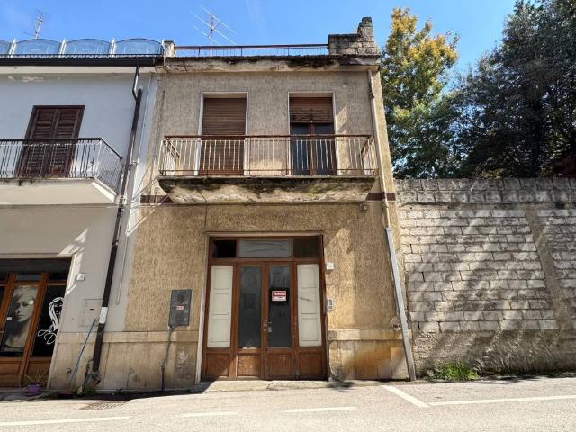 Villa Indipendente in vendita a Mirabella Eclano, Campania