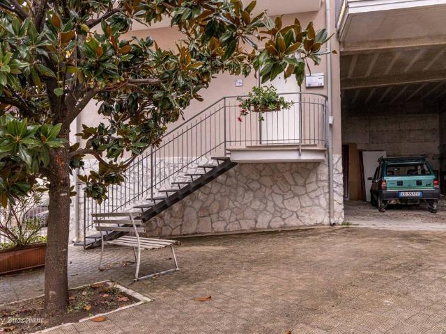 Villa Indipendente in vendita a Mirabella Eclano, Campania