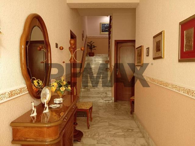 Villa Indipendente in vendita a Mirabella Imbaccari, Sicilia