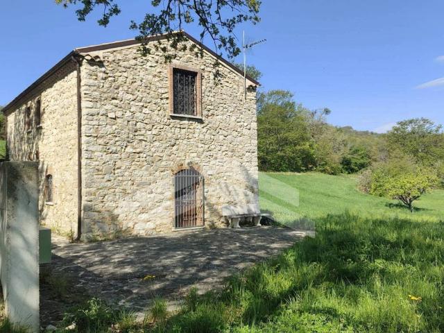 Villa Indipendente in vendita a Mirabello Sannitico, Molise