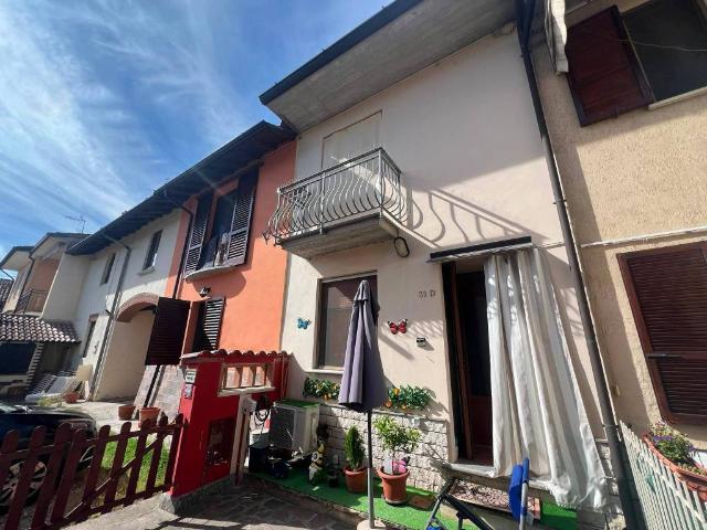 Villa Indipendente in vendita a Miradolo Terme, Lombardia