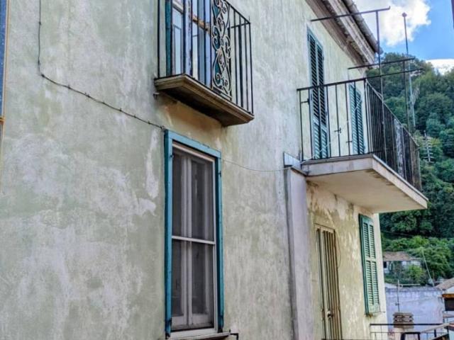 Villa Indipendente in vendita a Miranda, Molise
