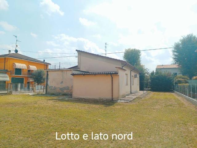Villa Indipendente in vendita a Unione Comuni Modenesi Area Nord, Mirandola