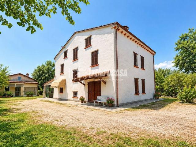 Villa Indipendente in vendita a Unione Comuni Modenesi Area Nord, Mirandola