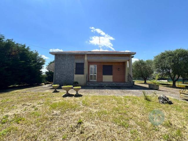 Villa Indipendente in vendita a Unione Comuni Modenesi Area Nord, Mirandola