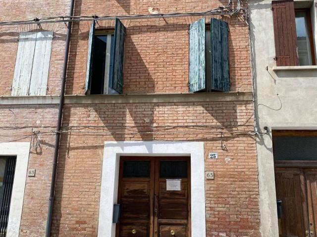 Villa Indipendente in vendita a Unione Comuni Modenesi Area Nord, Mirandola