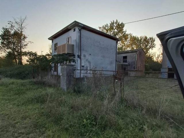 Villa Indipendente in vendita a Unione Comuni Modenesi Area Nord, Mirandola