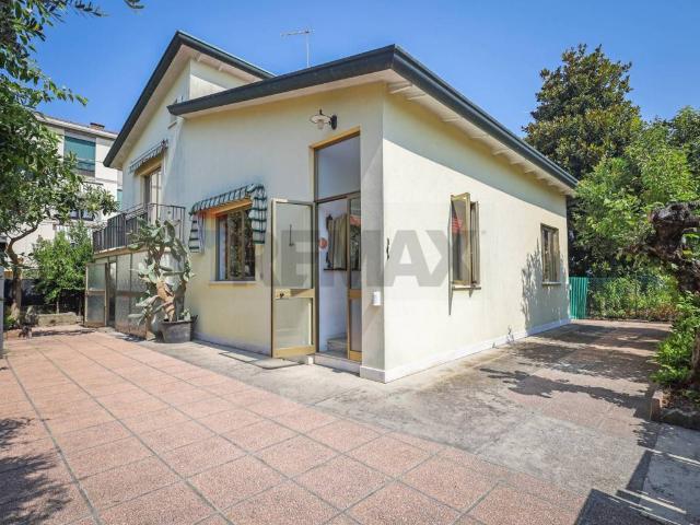 Villa Indipendente in vendita a Mirano, Veneto