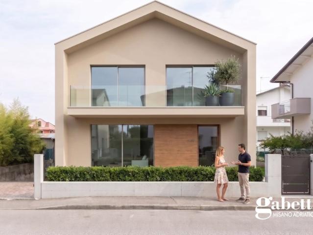 Villa Indipendente in vendita a Misano Adriatico, Reggio Emilia