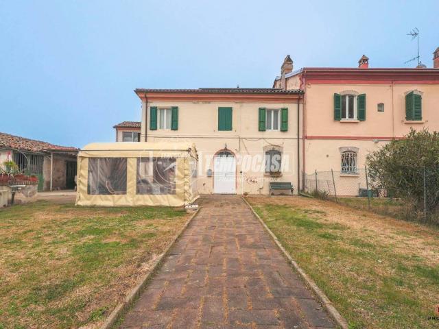 Villa Indipendente in vendita a Camilluccia, Misano Adriatico