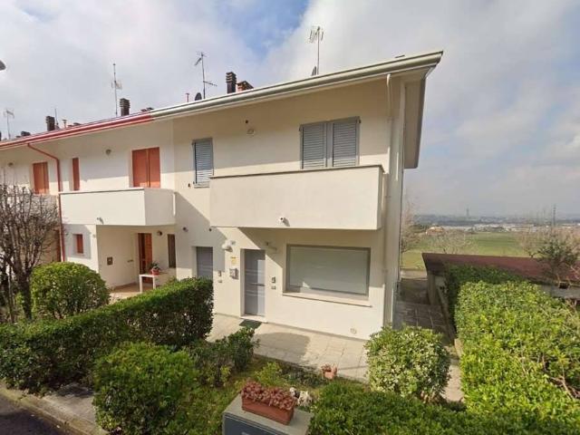 Villa Indipendente in vendita a Misano Adriatico, Reggio Emilia