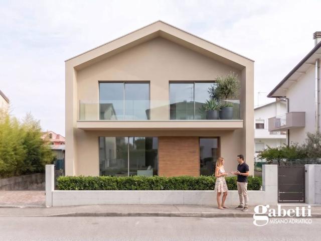 Villa Indipendente in vendita a Misano Adriatico, Reggio Emilia