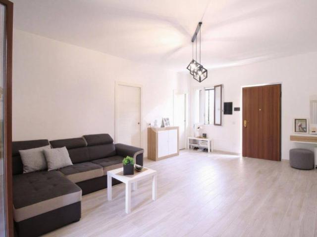 Villa Indipendente in vendita a Missaglia, Lombardia