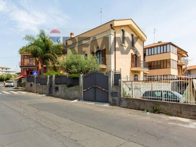 Villa Indipendente in vendita a San Giovanni Galermo-Trappeto-Cibali, Misterbianco