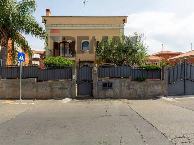 Villa Indipendente in vendita a Lineri, Misterbianco