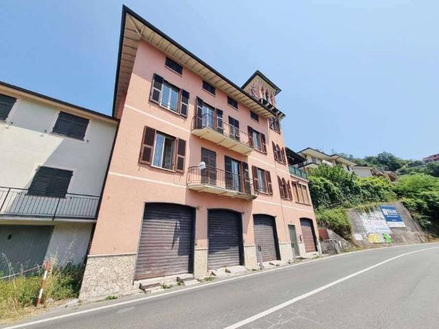 Villa Indipendente in vendita a Moconesi, Gattorna