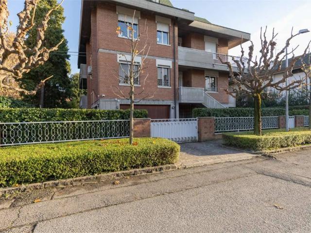 Villa Indipendente in vendita a Modena, Punta