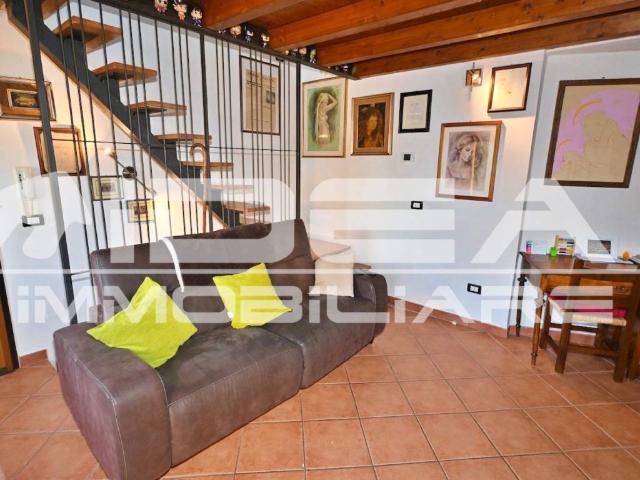 Villa Indipendente in vendita a Modena, Albareto