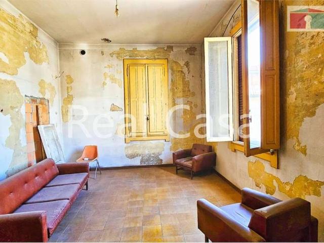 Villa Indipendente in vendita a Centro Storico, Modena