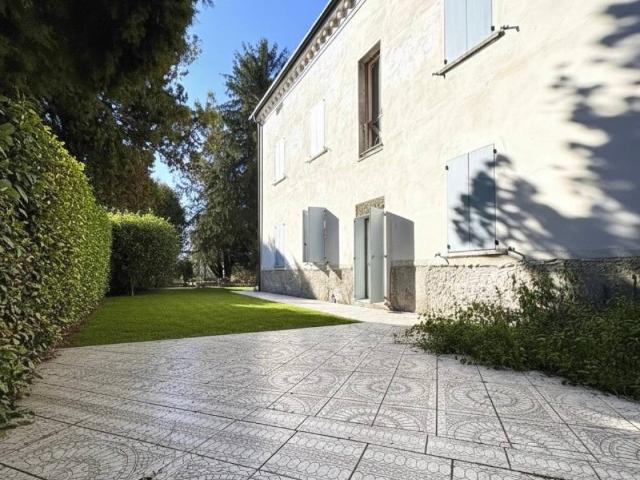 Villa Indipendente in vendita a San Faustino-Madonnina-Quattroville, Modena
