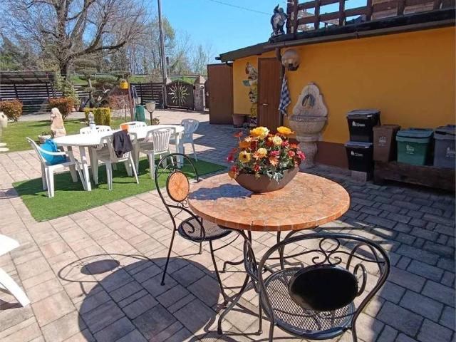 Villa Indipendente in vendita a Modena, San Donnino